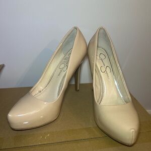 Medium Tan Classy Heels